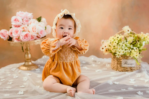 借卵生子咨询宝宝多大认识妈妈